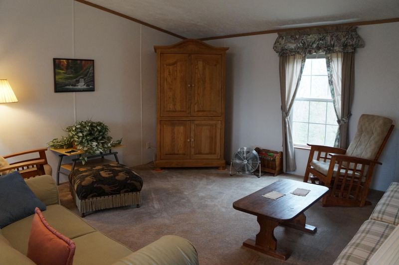 595 Smokey Rd, Rutledge, TN 37861