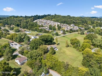 5962 Babelay Rd, Knoxville, TN 37924