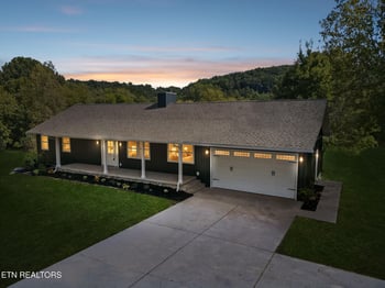 5962 Babelay Rd, Knoxville, TN 37924