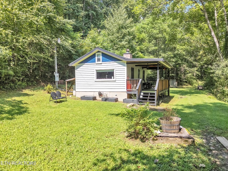 5963 New River Hwy, Briceville, TN 37710