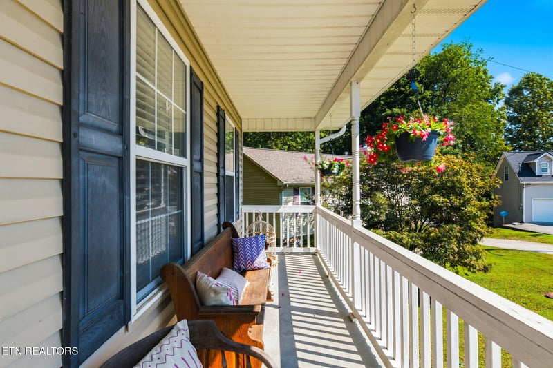 5965 Wilkesboro Ln, Knoxville, TN 37912