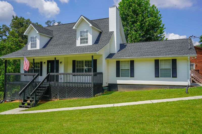 5967 Rolling Ridge Dr, Knoxville, TN 37921