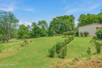 598 Abels Valley Rd, Rockwood, TN 37854