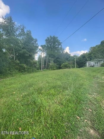598 Rankin Chapel Rd, Oakdale, TN 37829