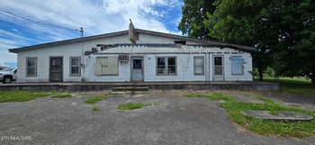599 W 3rd Ave, Oneida, TN 37841