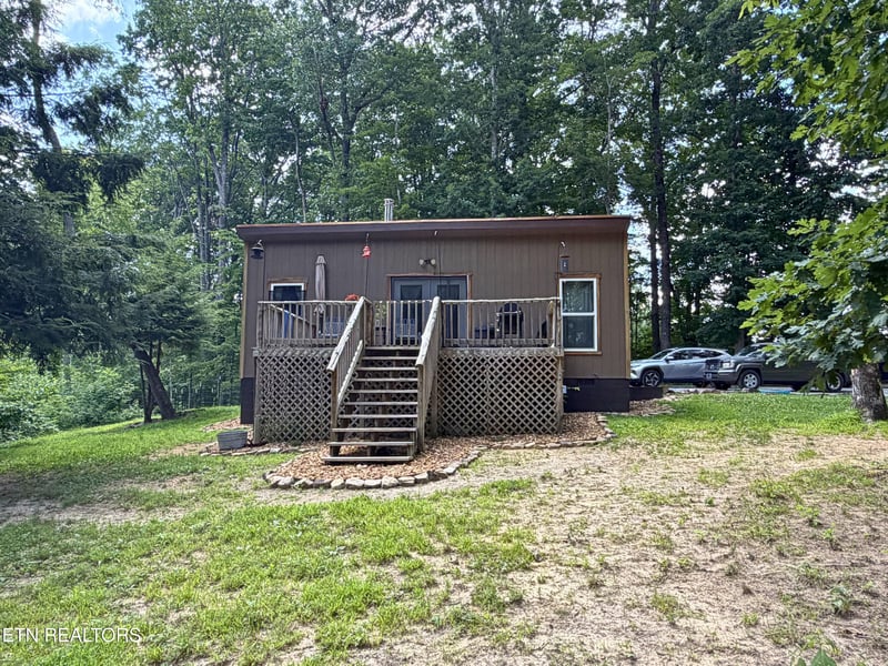 6 Diane Cir, Crossville, TN 38572