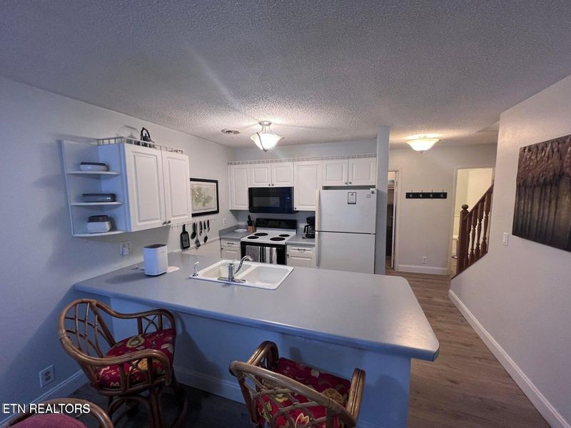 6 Lakeshore Ct #105, Crossville, TN 38558