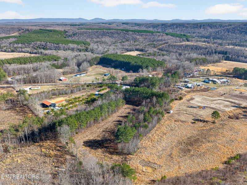 6.29 acres Lowe Rd, Crossville, TN 38572