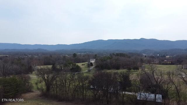 6.91 acres Dixon Farm Rd, Walland, TN 37886