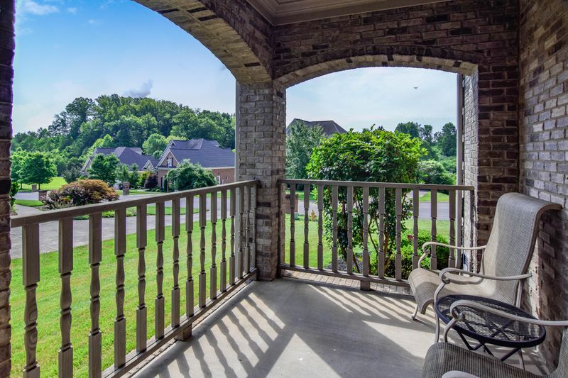 60 Rolling Links Blvd, Oak Ridge, TN 37830