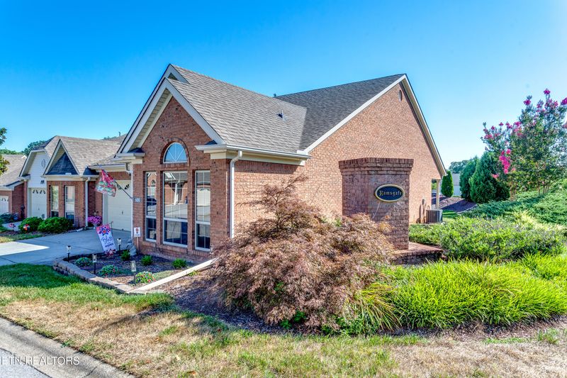 600 Applegate Ln, Knoxville, TN 37934