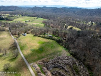 600 Bell View Rd #5 acres #r3, Greenback, TN 37742