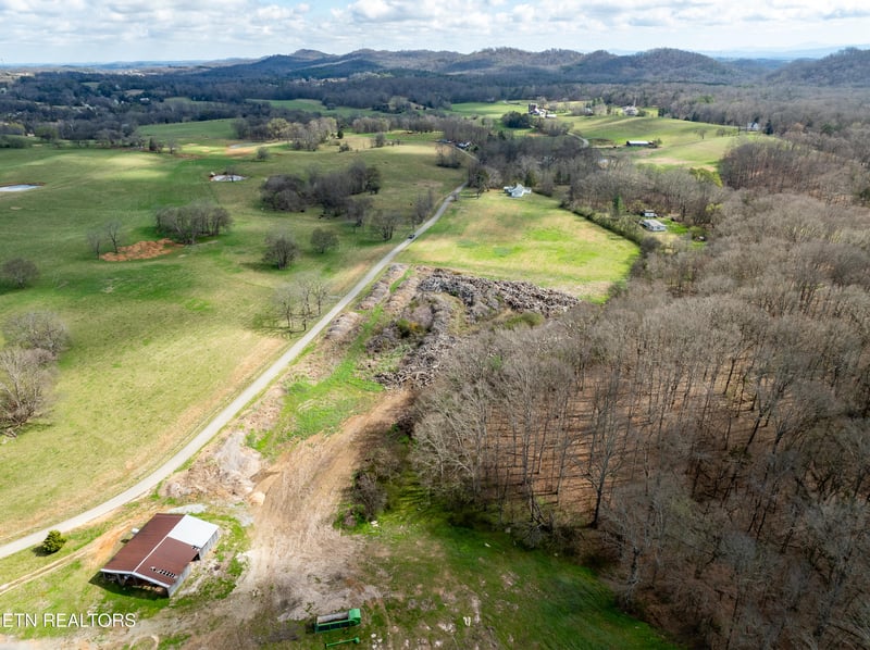600 Bell View Rd #5 acres #r3, Greenback, TN 37742