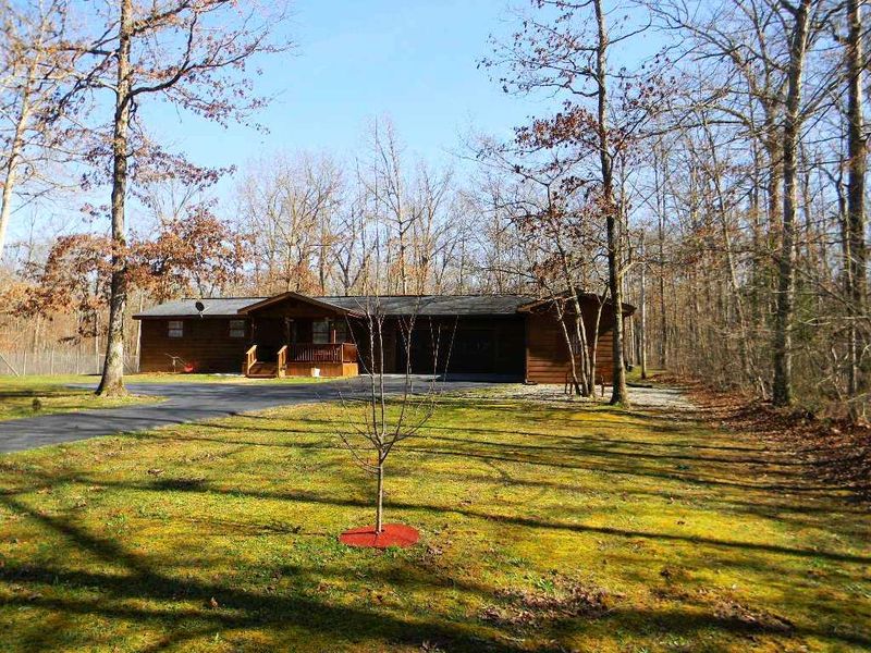 600 Bent Tree Dr, Crossville, TN 38555