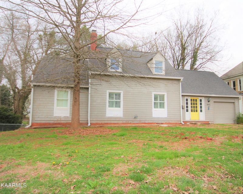 600 Ingleside Ave, Athens, TN 37303