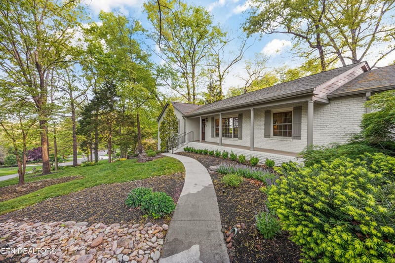 600 Kempton Rd, Knoxville, TN 37909