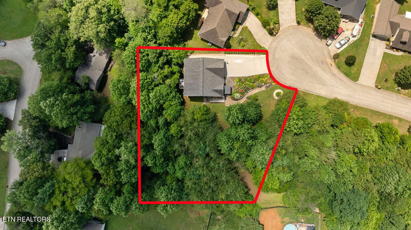 600 Marston Ln, Knoxville, TN 37920