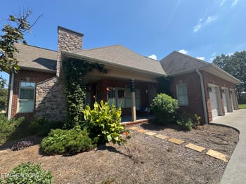 600 Oak Chase Blvd, Lenoir City, TN 37772