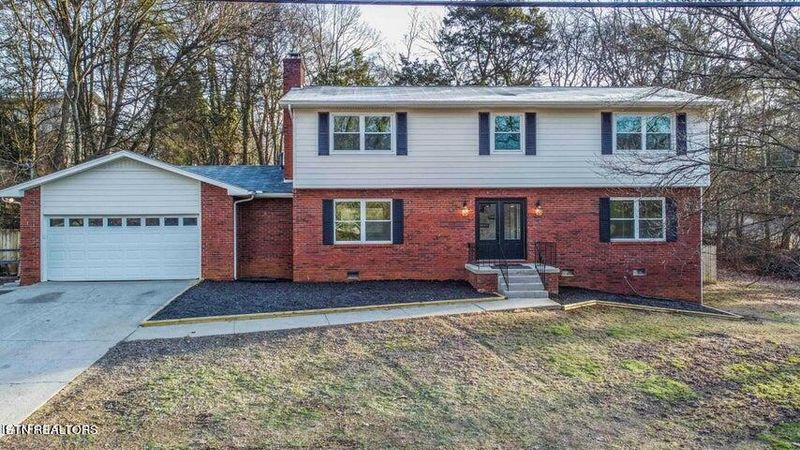 600 Plainfield Rd, Knoxville, TN 37923