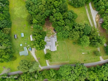 600 W End Rd, Rockwood, TN 37854