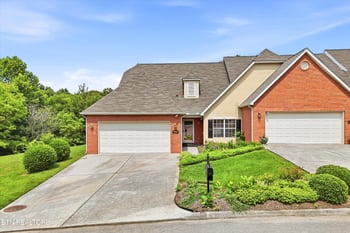 6000 Round Hill Ln, Knoxville, TN 37912