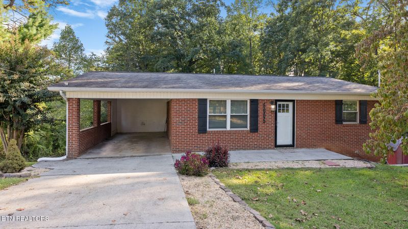 6005 Shady Grove Rd, Morristown, TN 37814