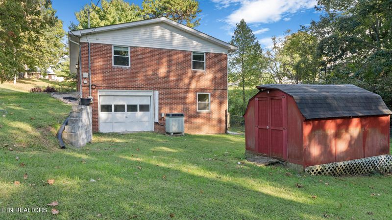 6005 Shady Grove Rd, Morristown, TN 37814
