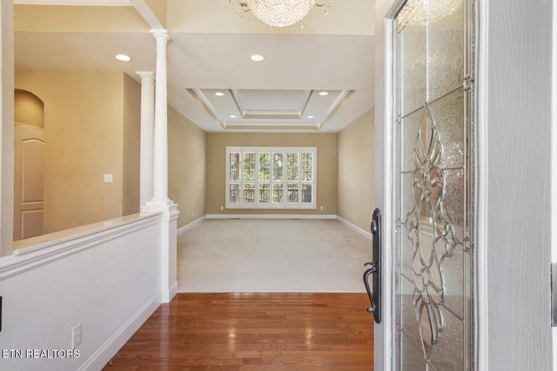 6006 Stratford Park Blvd, Knoxville, TN 37912