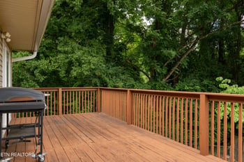 6008 Ridgewood Rd, Knoxville, TN 37918