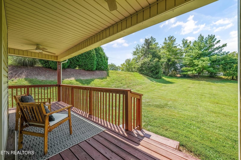 601 Applegate Ln, Farragut, TN 37934
