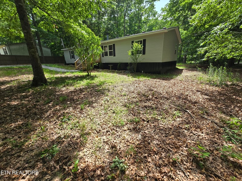 601 Foxwood Dr, Crossville, TN 38571