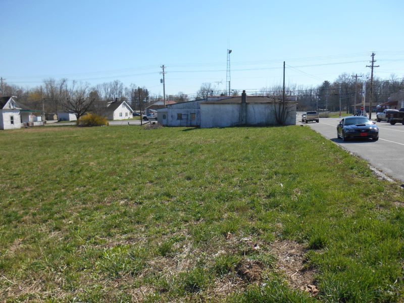 601 Main St, Wartburg, TN 37887