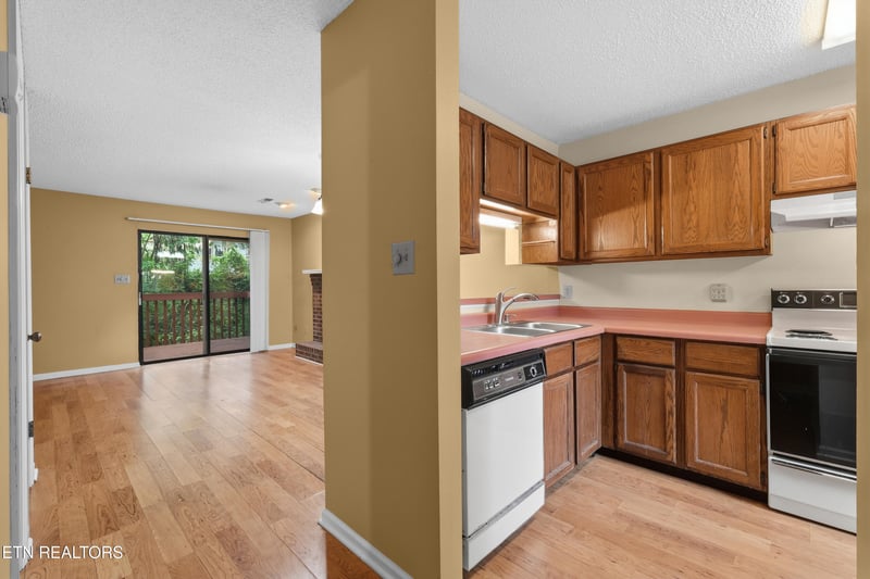 601 Shadywood Ln, Knoxville, TN 37923
