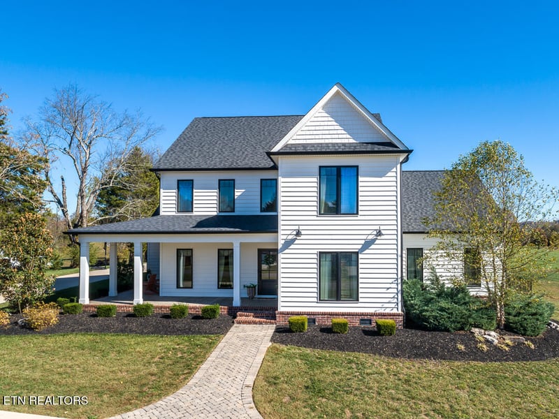 6015 Cate Rd, Powell, TN 37849