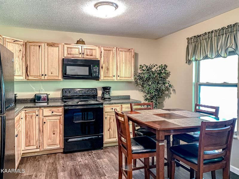 6015 Deer Trot Tr, Tallassee, TN 37878
