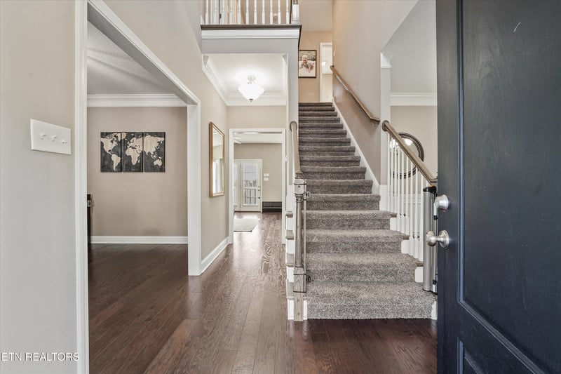 6016 Hollow View Ln, Knoxville, TN 37924