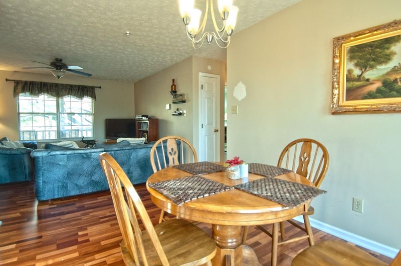 6016 Villa Rd, Knoxville, TN 37918