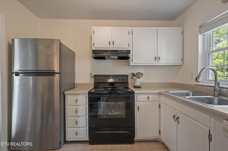 6019 Cougar Dr, Knoxville, TN 37921