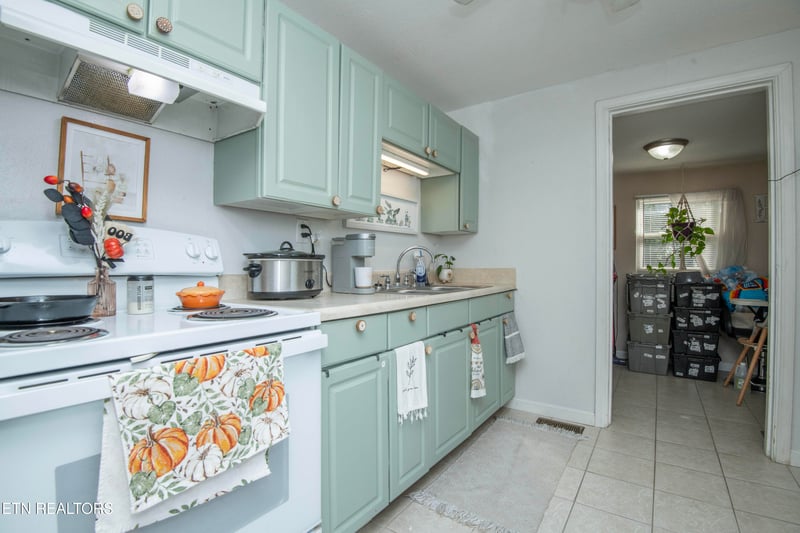 602 Fontana Ave, Maryville, TN 37804