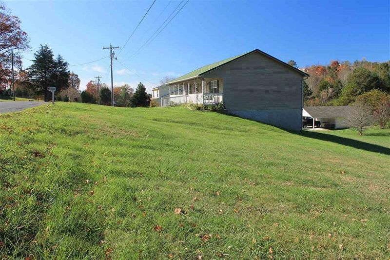 602 Oak Grove Rd, Bean Station, TN 37708