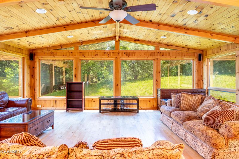 602 Rudd Hollow Rd #1, Townsend, TN 37882