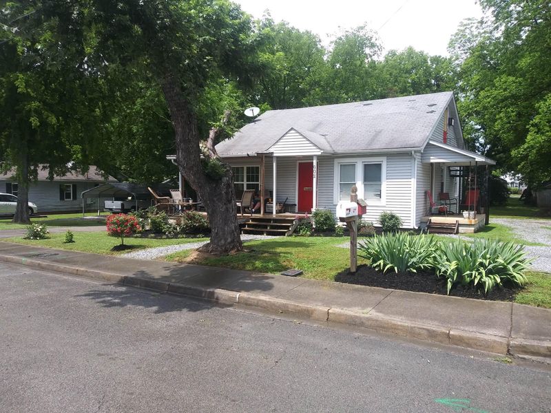 602 Rule St, Maryville, TN 37804