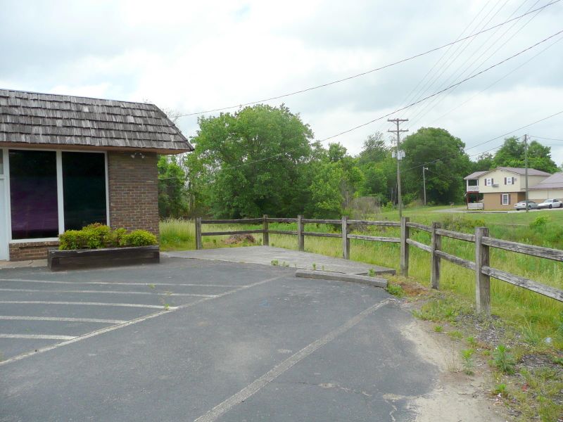 602 S Main St, Sweetwater, TN 37874