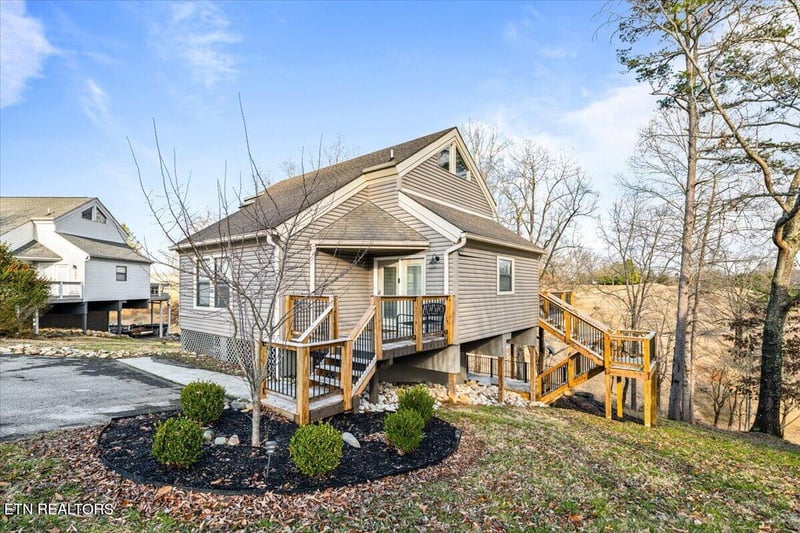 602 Wedgewood Ln, Lafollette, TN 37766