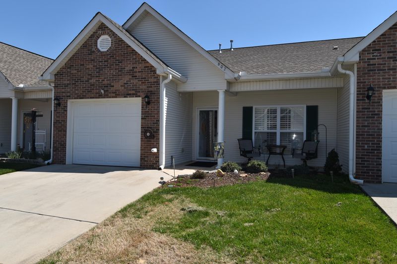602 Willington Pl, Loudon, TN 37774