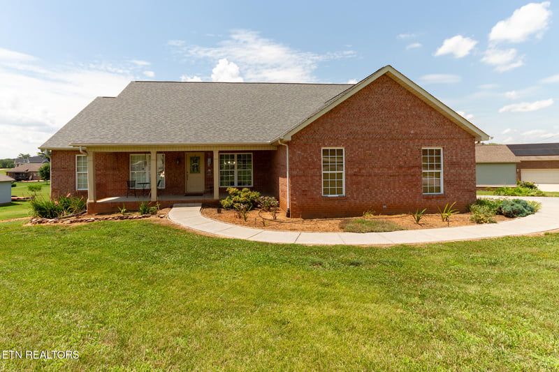 602 Yellow Rose Ln, Maryville, TN 37803
