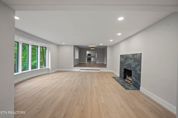 6020 Weems Rd, Knoxville, TN 37918