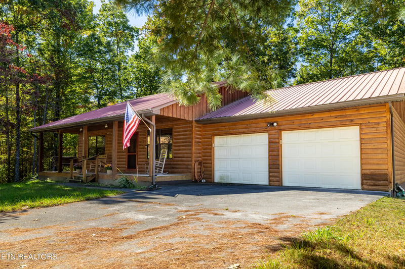 6026 Deer Trot Tr, Tallassee, TN 37878