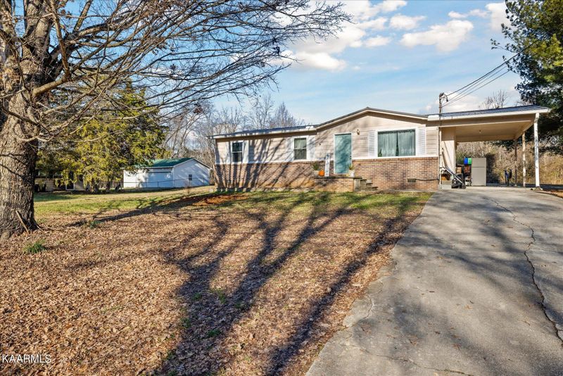 6027 Nails Creek Rd, Seymour, TN 37865