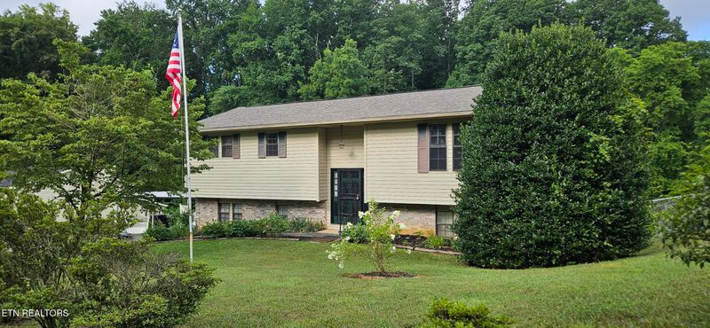6027 Wilkerson Rd, Knoxville, TN 37912